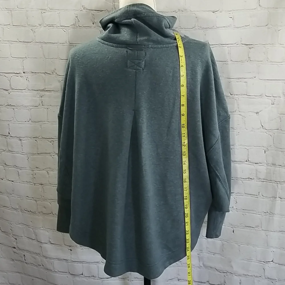 PrAna Grey Blue Heather Cozy Up Poncho